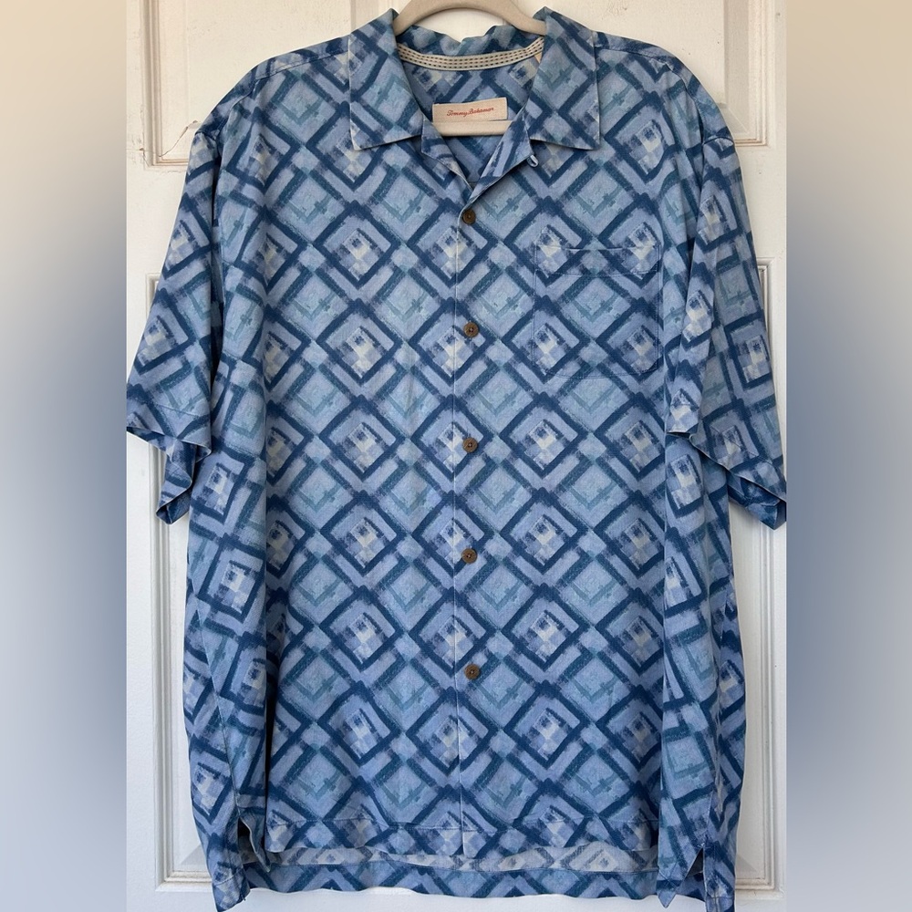 Tommy Bahama Men’s‎ Silk Shirt Full Button Short Sleeves Size XL